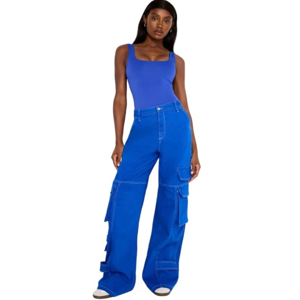 Good American Light Compression Cargo Jeans - Wave Blue